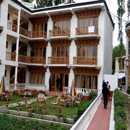 Kidar Hotel Leh Buitenkant foto