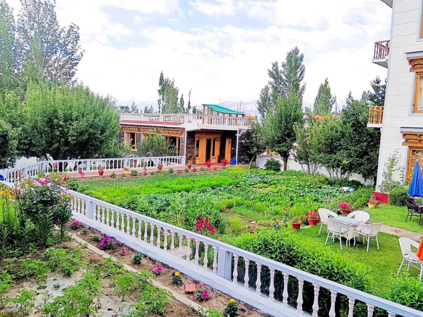 Kidar Hotel Leh Buitenkant foto