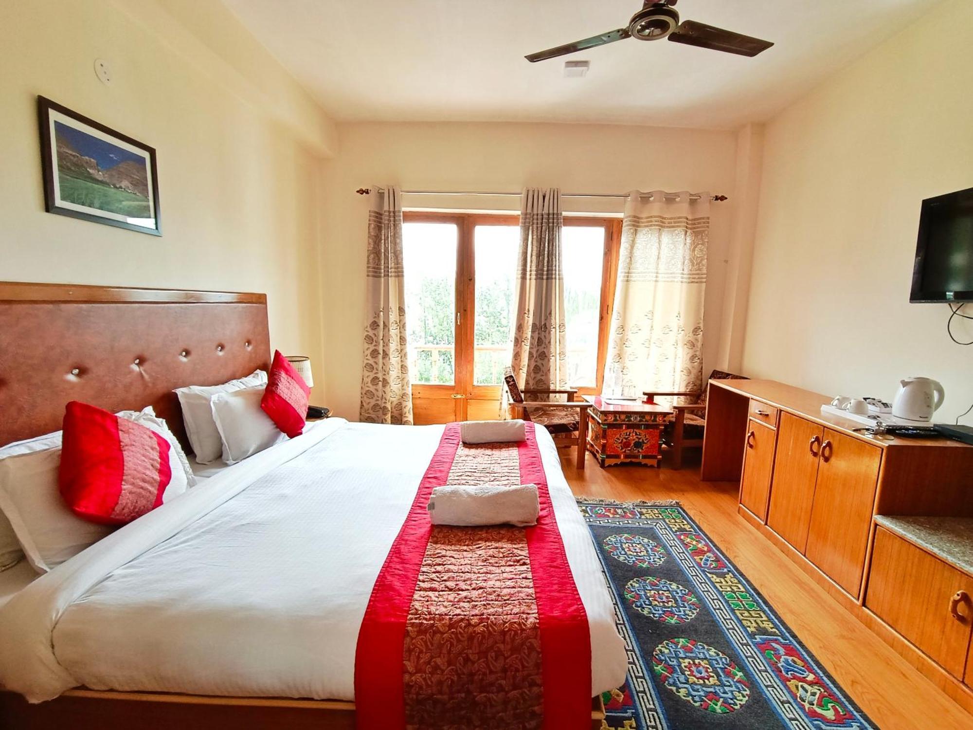 Kidar Hotel Leh Buitenkant foto