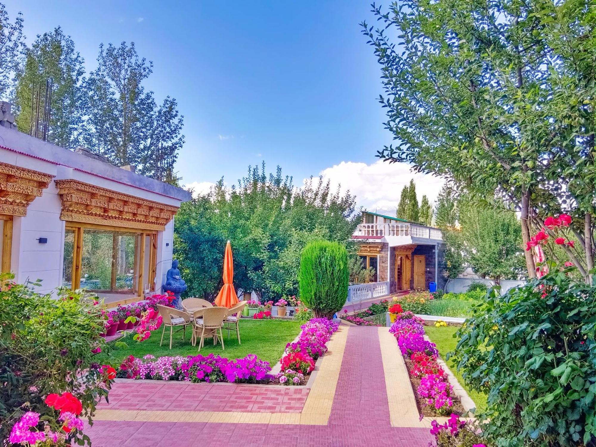 Kidar Hotel Leh Buitenkant foto