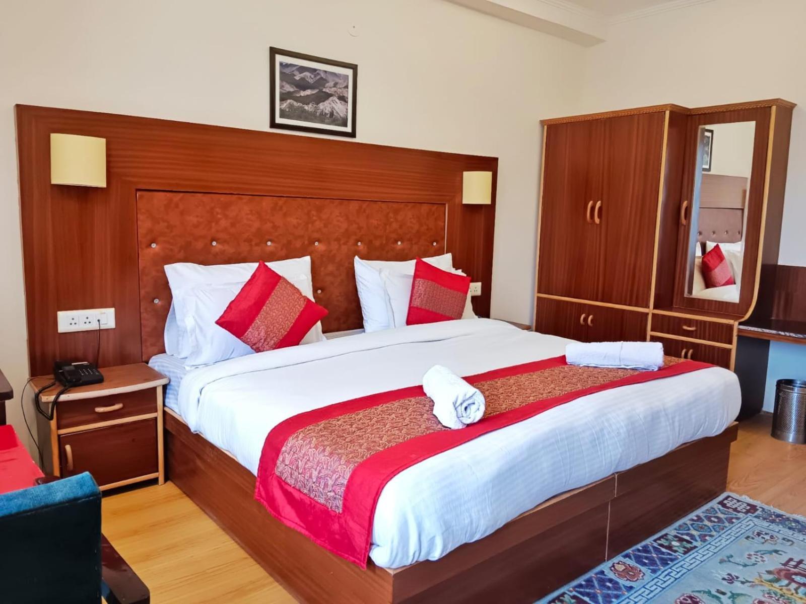 Kidar Hotel Leh Buitenkant foto