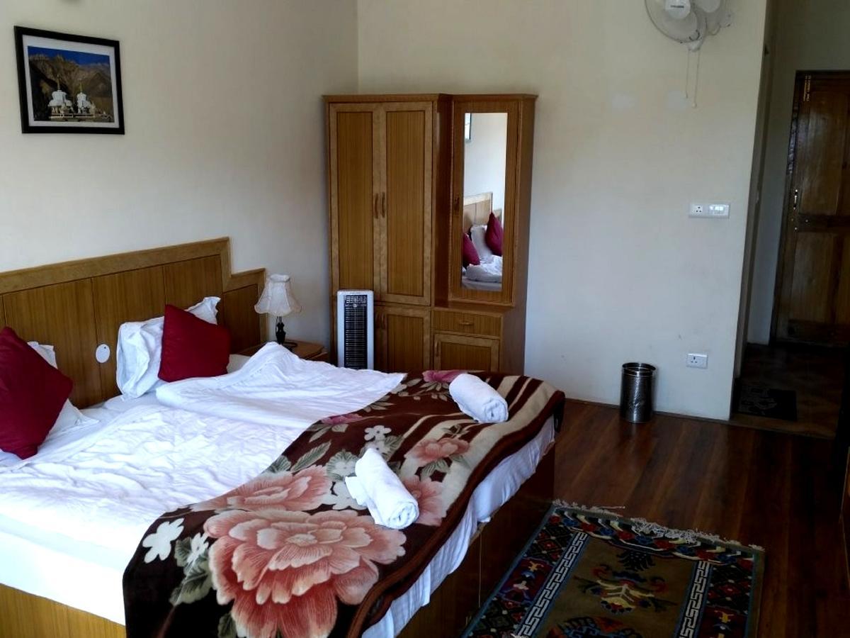 Kidar Hotel Leh Buitenkant foto