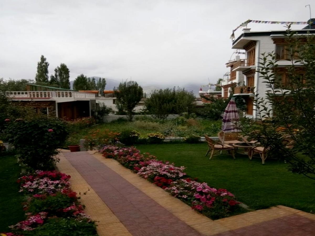 Kidar Hotel Leh Buitenkant foto