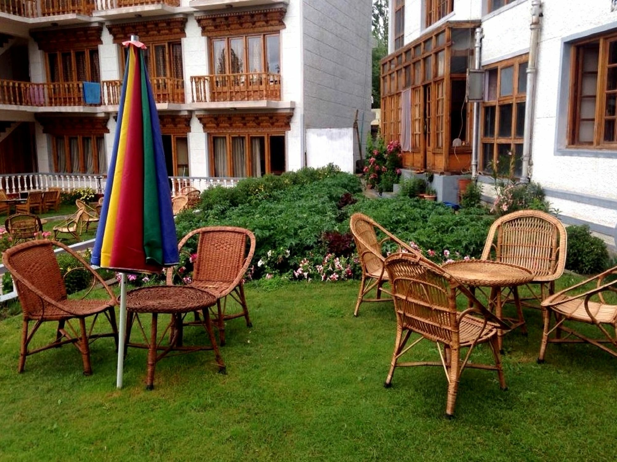 Kidar Hotel Leh Buitenkant foto